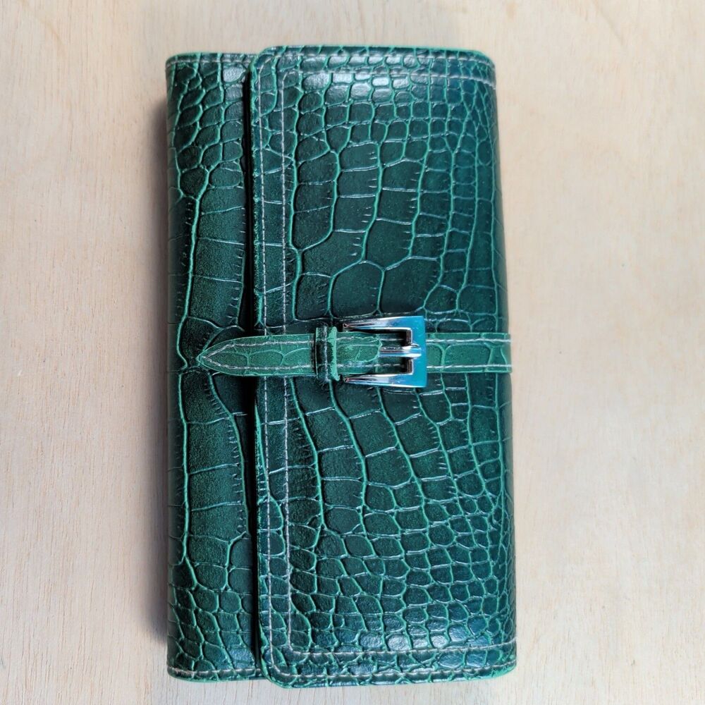 Green Women's Leather Wallet w/Card Holder /Pocketbook/Coin Purse Animal Print